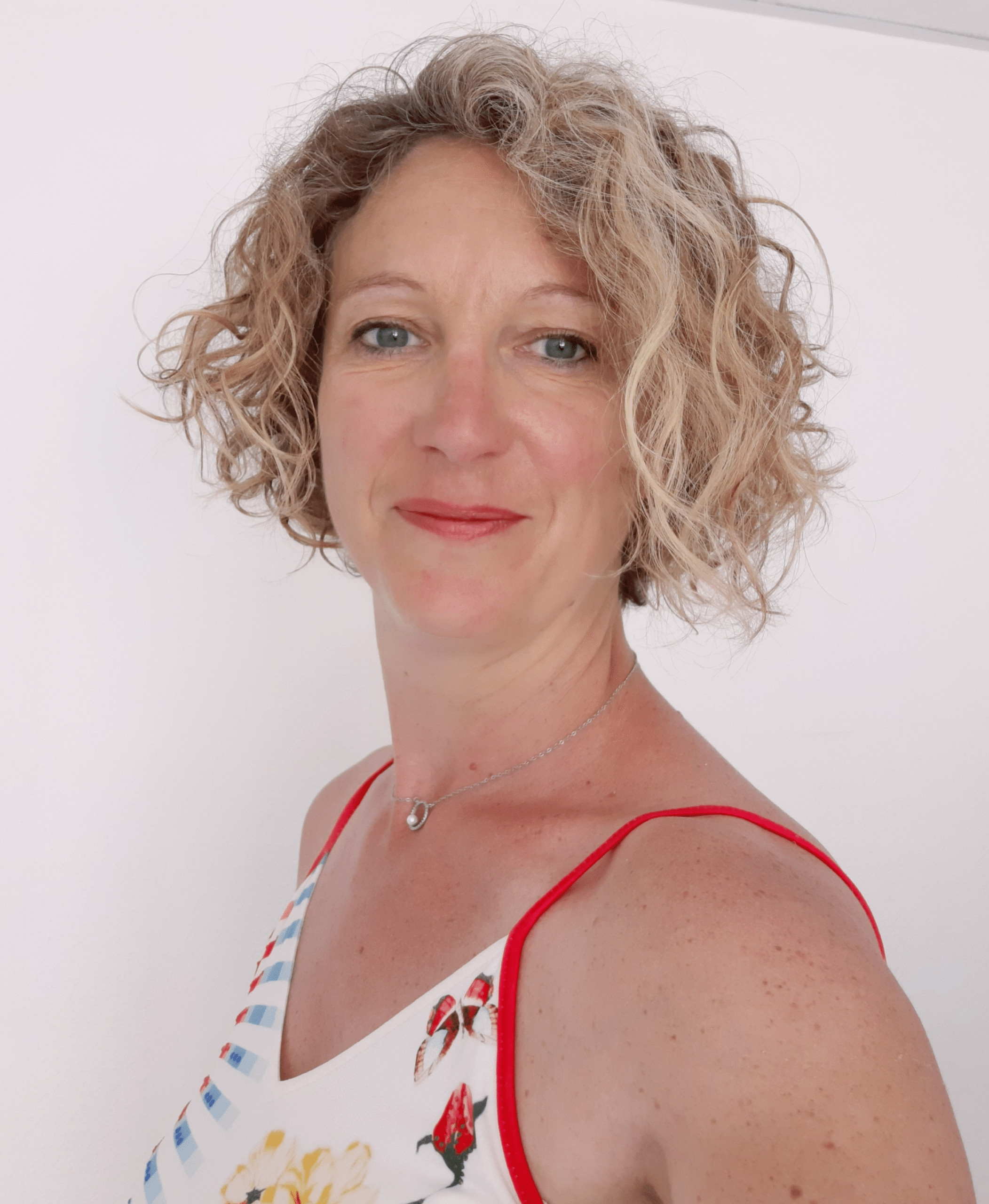 CAROLINE PINET